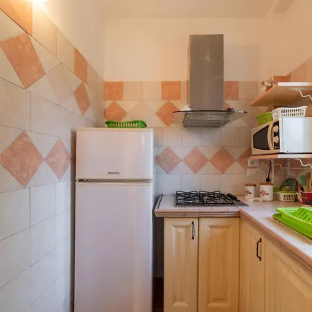 Casa Lussi Accogliente E Tranquilla * Campanedda